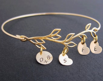 Family Tree Branch Christmas Gift for my Mom Personalized Christmas Gift for Grandma Jewelry Gift for Grandmother Custom Grandma Bracelet