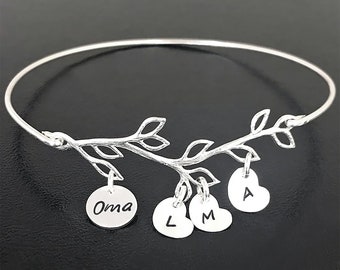 Oma Bracelet with Grandkids Initials Oma Mothers Day Gift Oma Jewelry German Gift German Bracelet German Jewelry Grandma Birthday Oma Gift