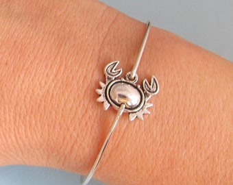 Crab Bracelet Silver, Crab Jewelry Dainty Beach Bracelet for Women Beach Jewelry Sea Life Jewelry Beach Bangle Bracelet Crab Bangle