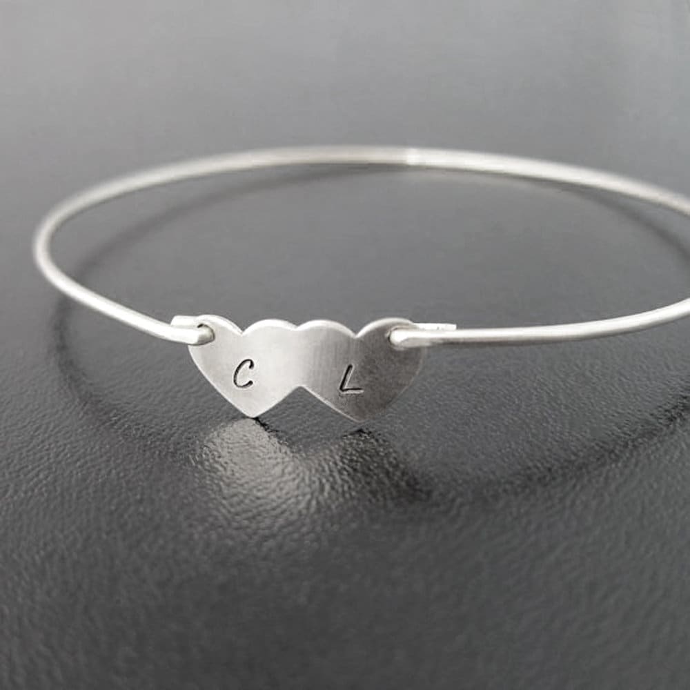Anniversary bracelet for wife discount