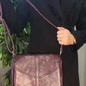Monedero de piel auténtica burdeos hecho a mano único, elegante cartera de piel burdeos para mujer, bolso de hombro de piel burdeos artesanal, regalo para ella