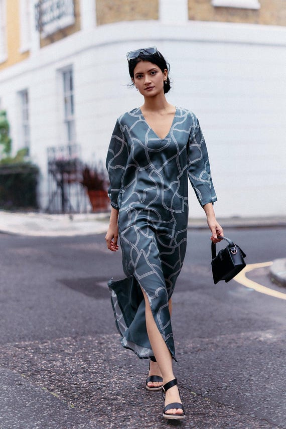 chinese dress ladies Plus-Size Long Casual Sleeveless Maxi Dress PromGirl