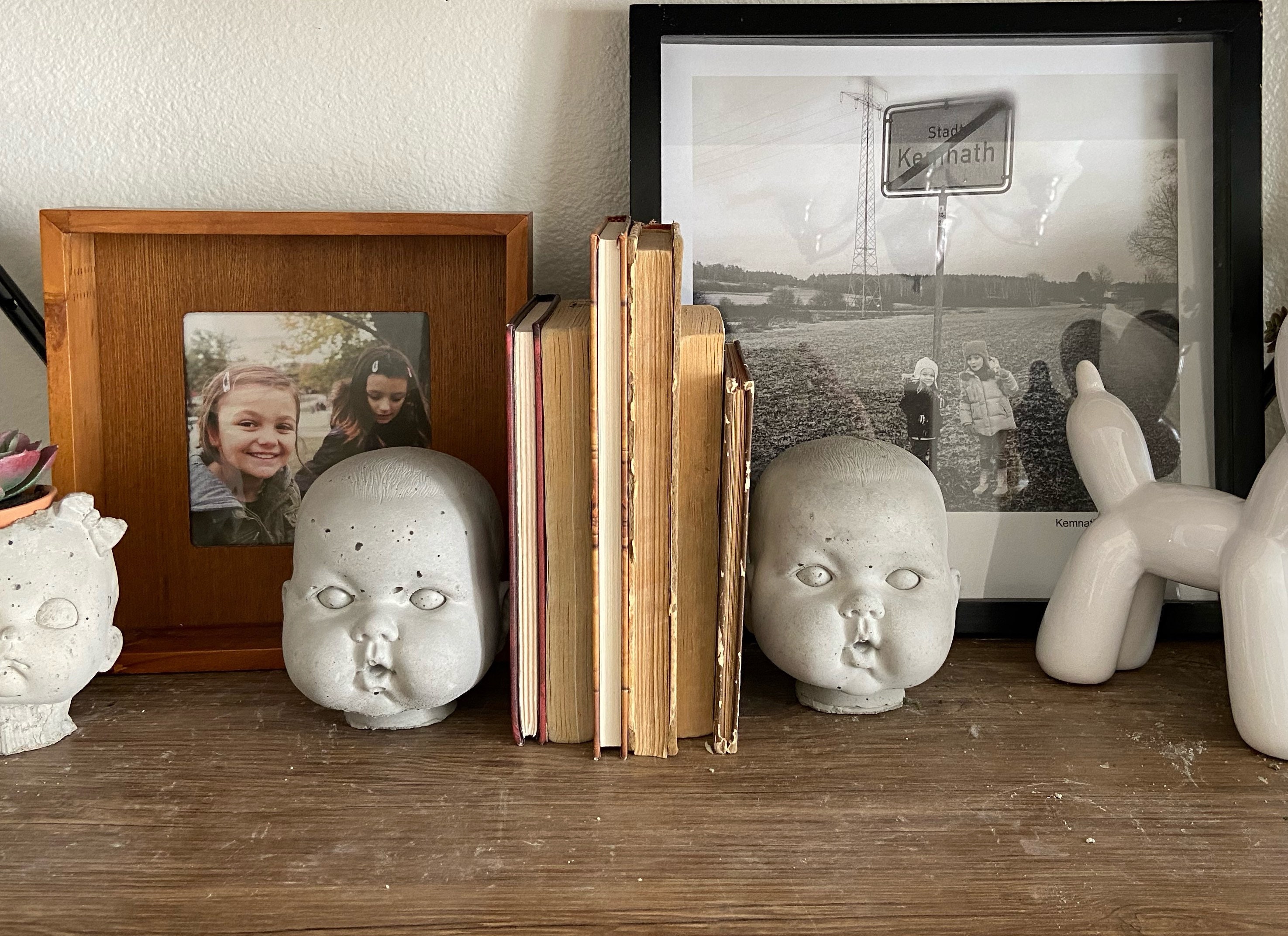 1 concreto BOOKEND bebé muñeca cabeza decoración patio patio | Etsy