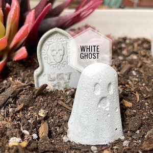 SMALL Ghost Garden Decoration Concrete Fairy Miniature Halloween Grave image 5