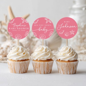 Rosa muffinsdekorationer för babyshower med havsutsikt, babyshower med korallsnäckor, redigerbara kustklistermärken för babyshower, festfavoritetiketter, strandtema