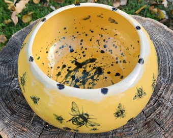 Spaniel Water Bowl / Dog Bowl  / Bee / Bees / Long Ear / Spaniel Bowl