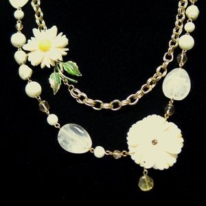 Off-White Flowers Repurposed Vintage Statement Necklace ST1509 image 1