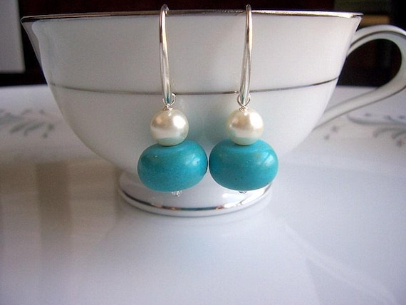 Turquoise and pearl dangle earrings, turquoise earrings, pearl earrings, pearl jewelry, turquoise jewelry