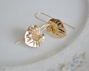 Simple leaf earrings, lotus leaf earrings, gift for her, bridesmaids gifts