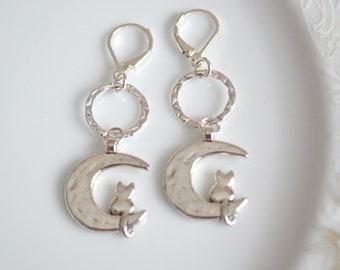 Silver cat and moon earrings, cat lovers earrings, cat jewelry, gift for her, pet jewelry, gift for cat lover, pet lovers jewelry