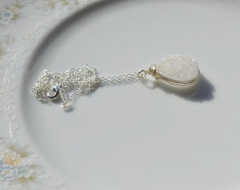 White druzy and sterling silver wire wrapped pendant necklace, druzy jewelry, wedding necklace, wedding jewelry