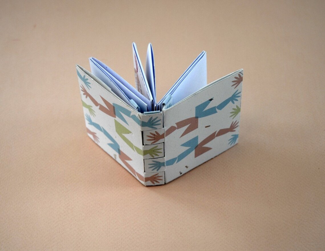 How to Make a Piano Hinge Binding With Tabs and Foldout Pages, PDF