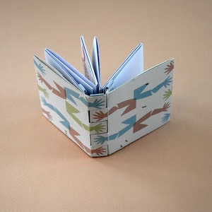 How to Make a Piano Hinge Binding with Tabs and Fold-out Pages, PDF Tutorial, Instant Download, Christmas Gift image 4