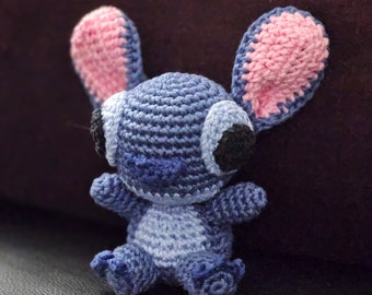 Porte-clés Amigurumi au point de crochet : inspiré de Disney Lilo & Stitch