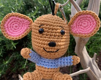 手編みのくまのプーさんのキーホルダー：コットンカーチャーム - Etsy 日本