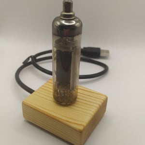 Vacuum tube nightlight with diode tube
