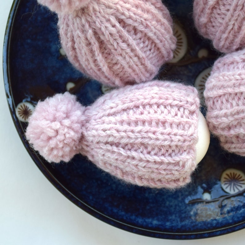 Knitted egg cozy set of 4 light pink knit egg hat with pom pom wool blend yarn handmade Easter decor party decor photo prop small gift image 2