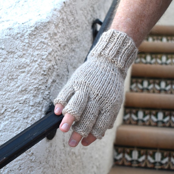 fingerless winter gloves