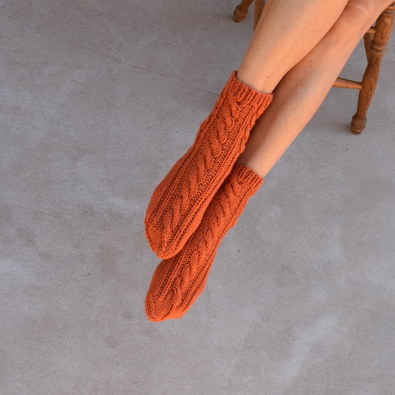 Cable Knit Wool Blend Socks, Pumpkin Orange, Size 6.5
