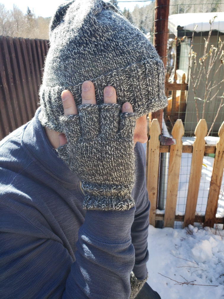 Mens Fingerless Gloves 100% Merino Wool Speckled Black and White