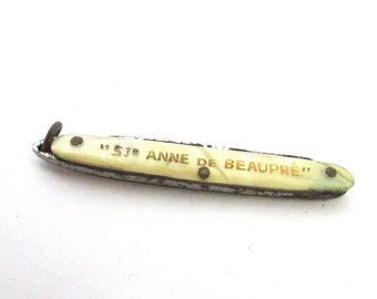 Vintage Celluloid Penknife Pocket Knife Fob ST Anne de Beaupre Religious Souvenir