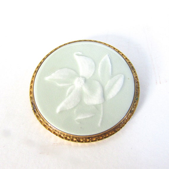 Royal Worcester Porcelain Brooch Bone China Victorian Edwardian England Pacific Dogwood