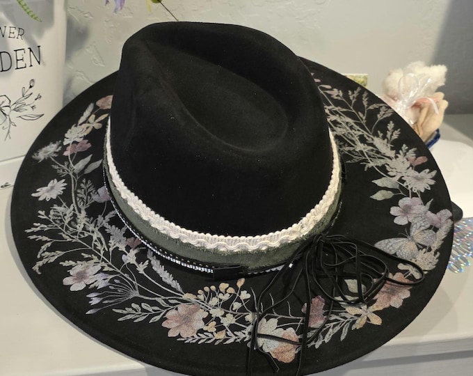Burned - Vegan Suede - Rancher - Cowboy hat - pretty Black color