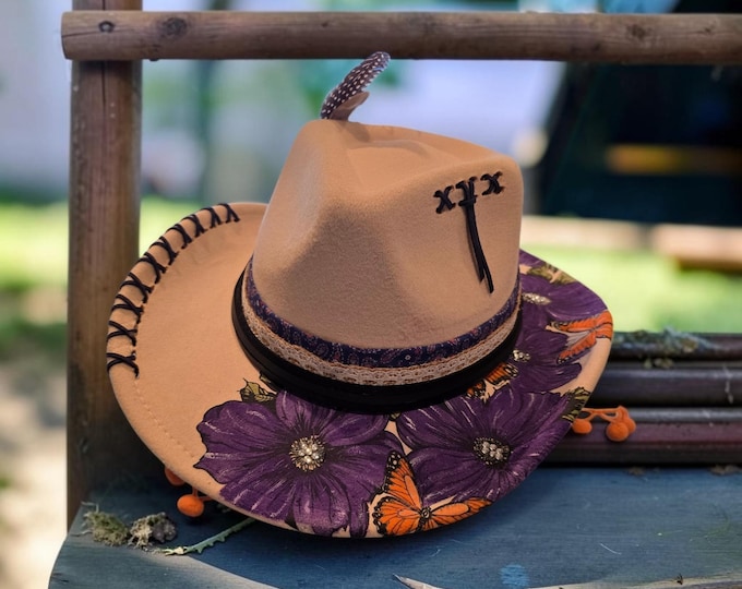 Hand Burned - wool - cowboy hat with Bling