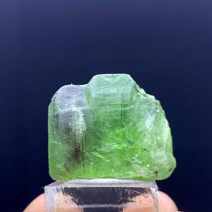 Cristallo di peridoto verde rutalited da Skardu, Pakistan - 56,20 carati