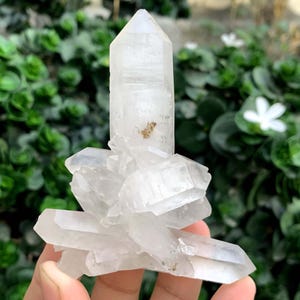 Natürlicher Bergkristall aus Pakistan - 89 Gramm