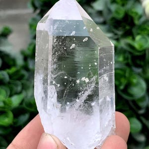 Natürlicher klarer Quarzkristall aus Pakistan - 72 Gramm