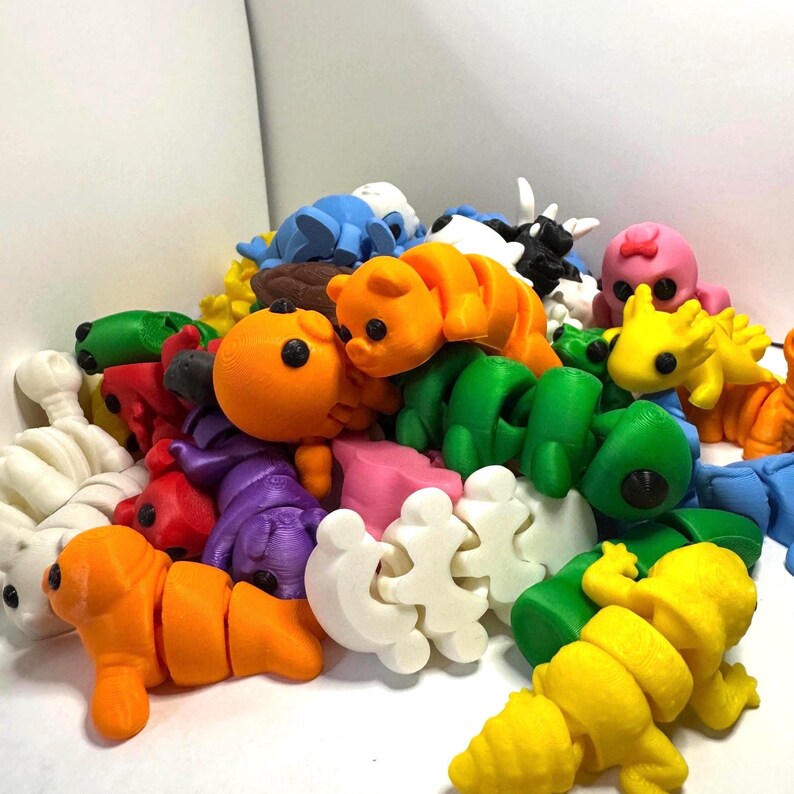 Mystery Mini Animal Fidget Pack – Articulated Animals – Includes ...