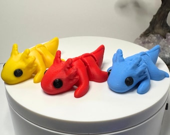 Axolotl Fidget Toy – Articulated Axolotl – Sensory Desk Buddy – Cute Animal Gift – Stress Relief Toy