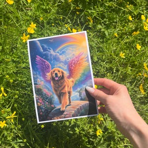 Golden Retriever Crossing The Rainbow Bridge, Dark Golden Retriever met engelenvleugels, gepersonaliseerd Golden Retriever Memorial-kunstwerkcadeau