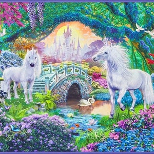 Süßes, fantastisches Einhorn-Bildpaneel von Robert Kaufman, 91,4 x 111,8 cm, digital bedruckt, realistischer Einhorn-Stoff, Picture This