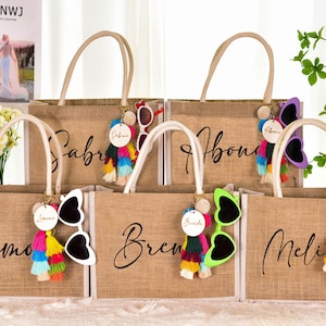 Personalized Bridesmaid Gift Bag with charm,Custom Burlap gift Bag, Beach tote bag,Bachelorette Party Bag,Bridesmaid Proposal Gift,Beach Bag
