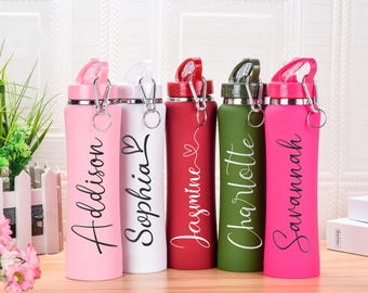 Personalisierte Wasserflasche, benutzerdefinierte Wasserflasche, personalisierte Geschenke für sie, gravierte Wasserflasche & Strohdeckel - isolierte Name Sportflasche