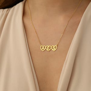 Collar de corazón de tres letras personalizado en oro de 14 quilates, regalo para ella, regalo para el amor, regalo de cumpleaños, regalo de Navidad, regalo para mamá, regalo del día de San Valentín.