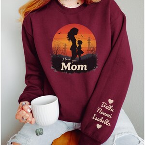 Personalized Mama Sweatshirt with Kid Names on Sleeve, Mothers Day Gift, Birthday Gift for Mom, New Mom Gift, Minimalist Cool Mom Sweater