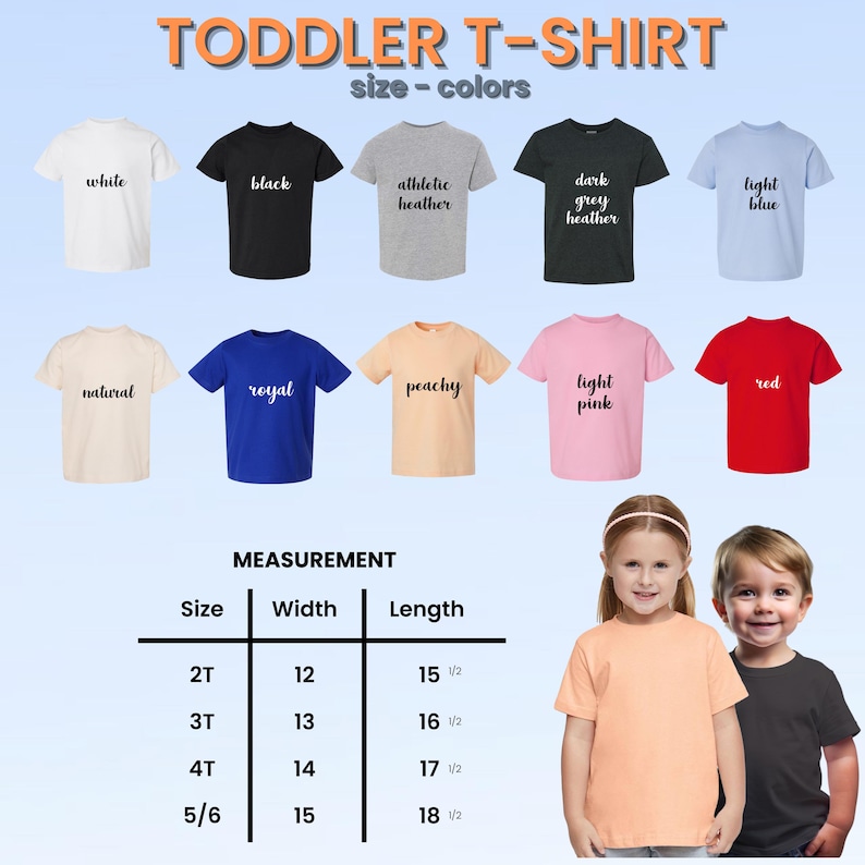 Op de afbeelding: Een selectie van peuter-T-shirts in verschillende kleuren, waaronder wit, zwart en rood. De afbeelding toont ook een maattabel met afmetingen in cm voor breedte en lengte. De tekst "TODDLER T-SHIRT" staat bovenaan.