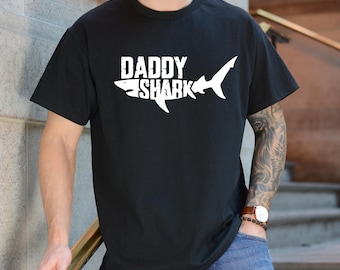Daddy Shark tee, Fathers Day T-shirt, Daddy Shark , Fathers Day Gift, Shark Daddy Tee, Shark Lover Fathers Day Tee, Funny T-shirt for Dads