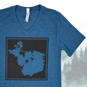Ocean Map T-Shirt, Welt laut Fisch Shirt, Spilhaus Projection T-Shirt, nachhaltige Mode - blau, (Herren / Unisex XS)