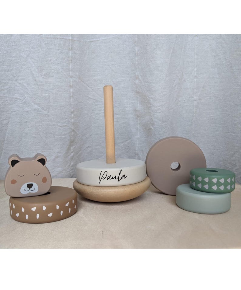 Personalisiertes Holz Steckspiel mit Namen – Montessori Stapelturm Babyspielzeug – Geschenk zur Geburt, Taufe, 1. Geburtstag Kinder immagine 3