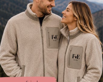 Personalisierte Sherpa Jacke mit Initialen & Datum | Paar Geschenk | Fleece Jacke personalisiert | Jahrestag Geschenk | Custom Teddy Jacke