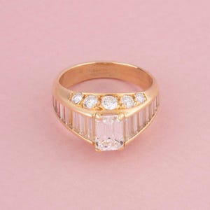 18K yellow gold and diamond ring