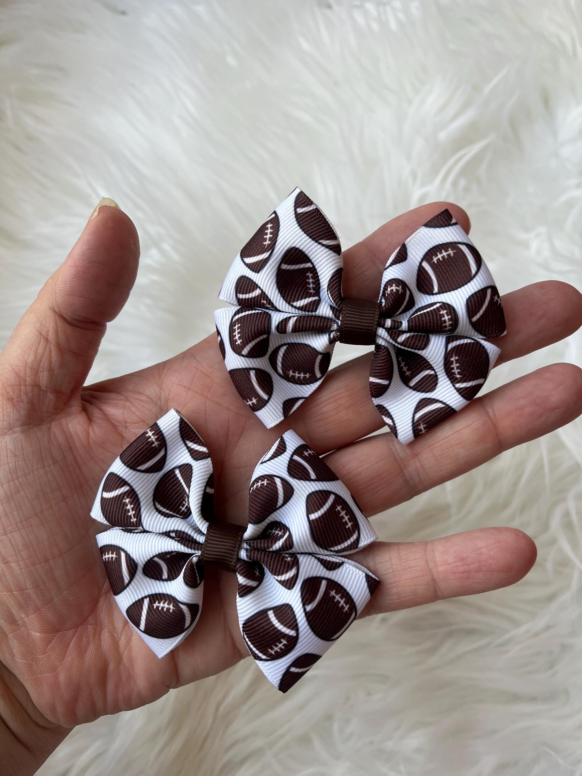 Fußball-Haarspangen Für Mädchen – 2er Set Mit Sportmotiv, Rutschfeste Klammern, Größe 8,9 Cm