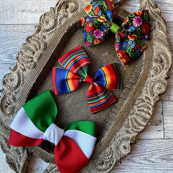 Cinco de Mayo bows for girls, Mexican flag hair barrette, ribbon clip, baby headband bow, serape hair bow, fiesta bow, Mexican flower bow