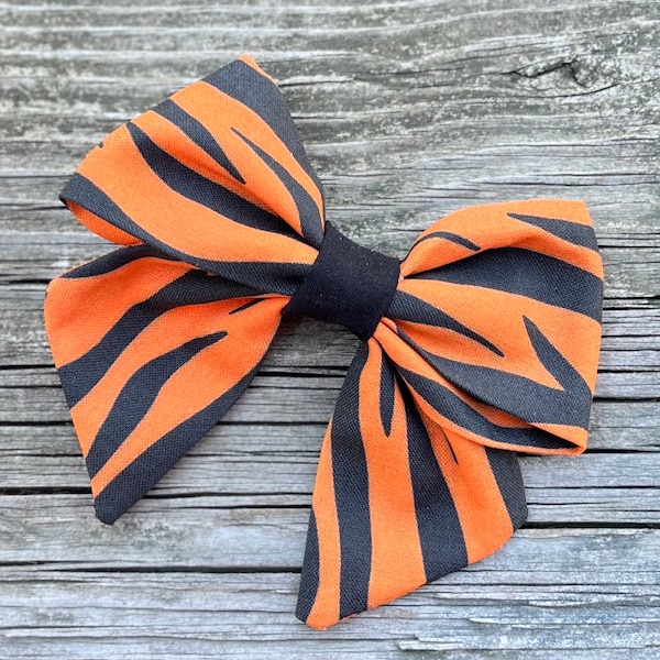 Bengal tiger bow, orange and black striped bow, tiger stripe bow, Who Dey bow, bengal bow, fabric bow for girls, Cincinnati bow, football