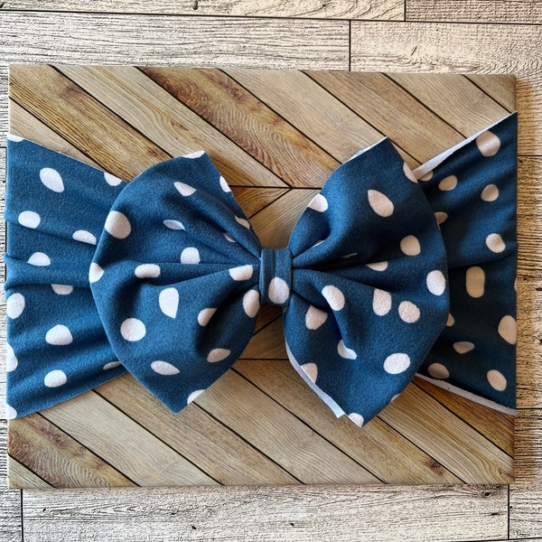 Fabric bow, polka dot bow, baby bow, polka dot bow for baby, fabric headband, head wrap for baby, newborn bow, polka dot print headband