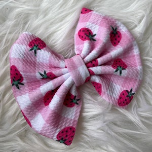 Strawberry fabric bow, baby bow, pink and white gingham bow, newborn bow, strawberry print, strawberries, hair bows for girls, summer bow